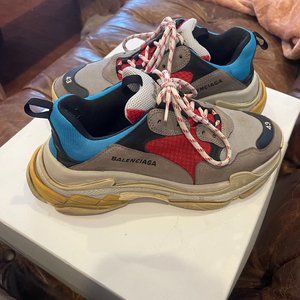 BalenciagaMen's Triple S Sneakers Fabric and Mesh with Faux Leather (Size 43)